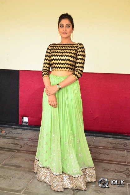 Regina-Cassandra-At-Nakshatram-Movie-Teaser-Launch